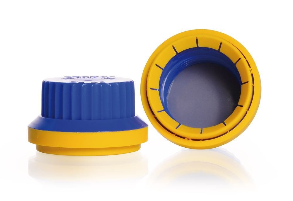 alt="Bottle cap factory samples with PP cap options"