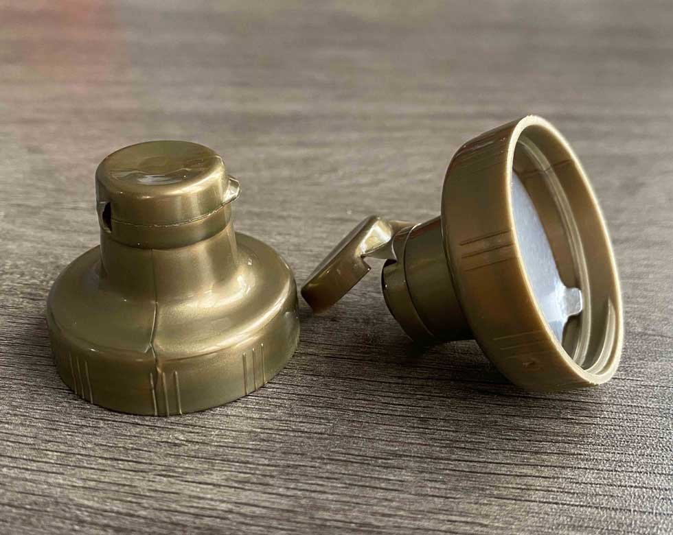 "38-400 flip top pokrovček s snap tečajem in navojem za plastično steklenico"