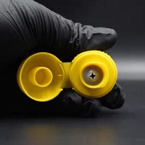 Silicone Valve Transforms Sauce Bottle Cap Performance