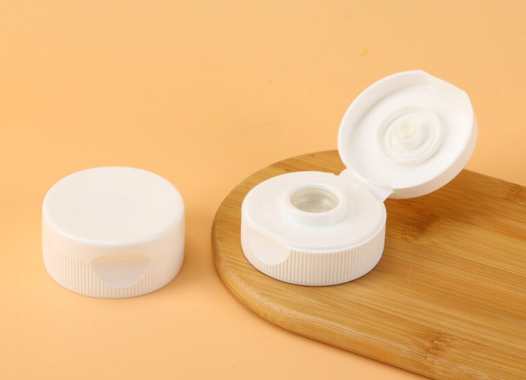 38/400 dispensing flip top cap on plastic bottle