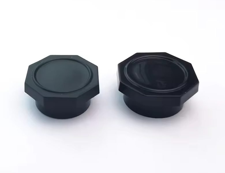 alt="غطاء لولبي مثمن لأنبوب كريم اليدين بلمسة نهائية لامعة"