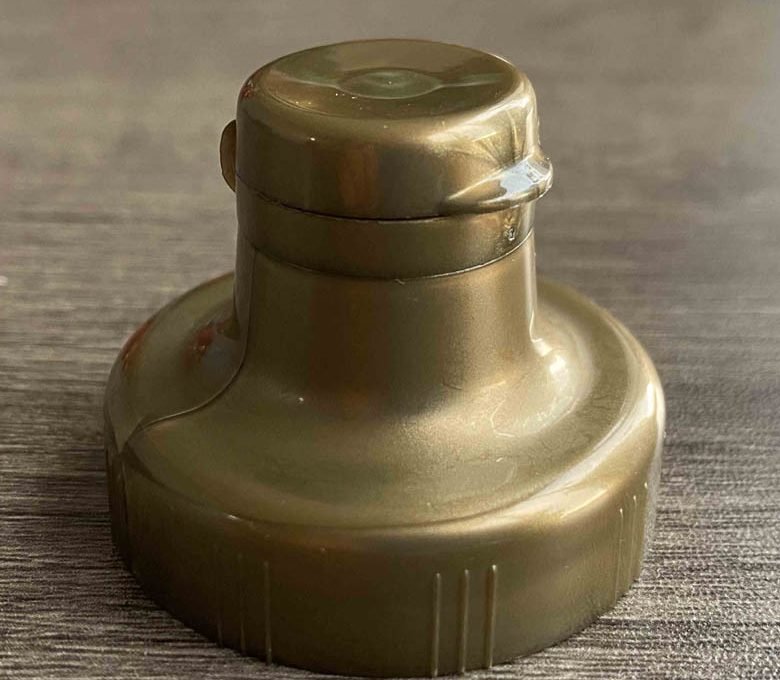 "38-400 flip top pokrovček s snap tečajem in navojem za plastično steklenico"